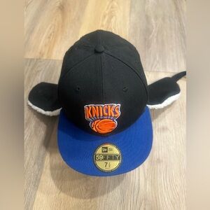 COPY - NBA New York Knicks New Era 59Fifty Fitted 7 1/2 Hat Ear Flaps Sherpa HW…